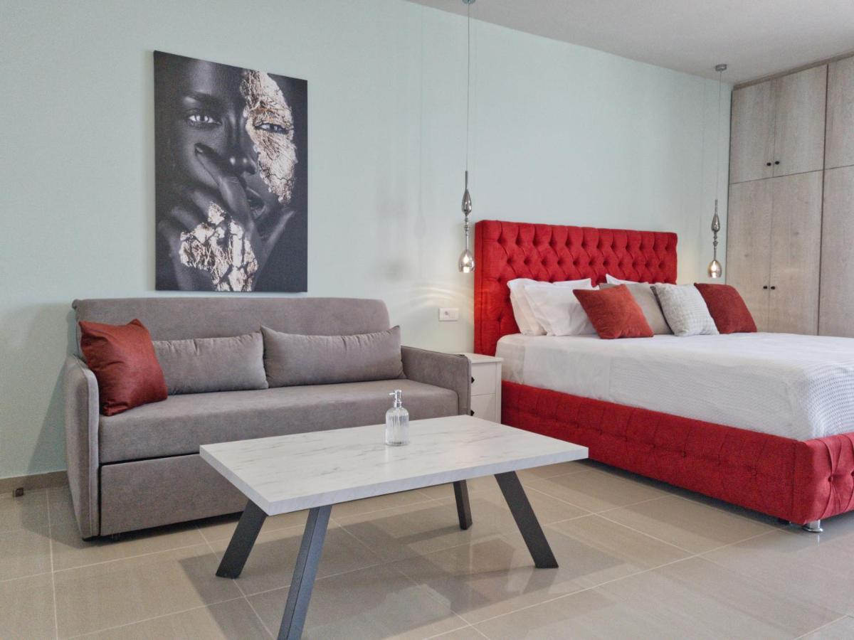 Epipleon Luxury Suites -102- Δωμάτιο 45Τμ Με Βεράντα 35Τμ Μπροστά Στη Θάλασσα 나프팍토스 외부 사진